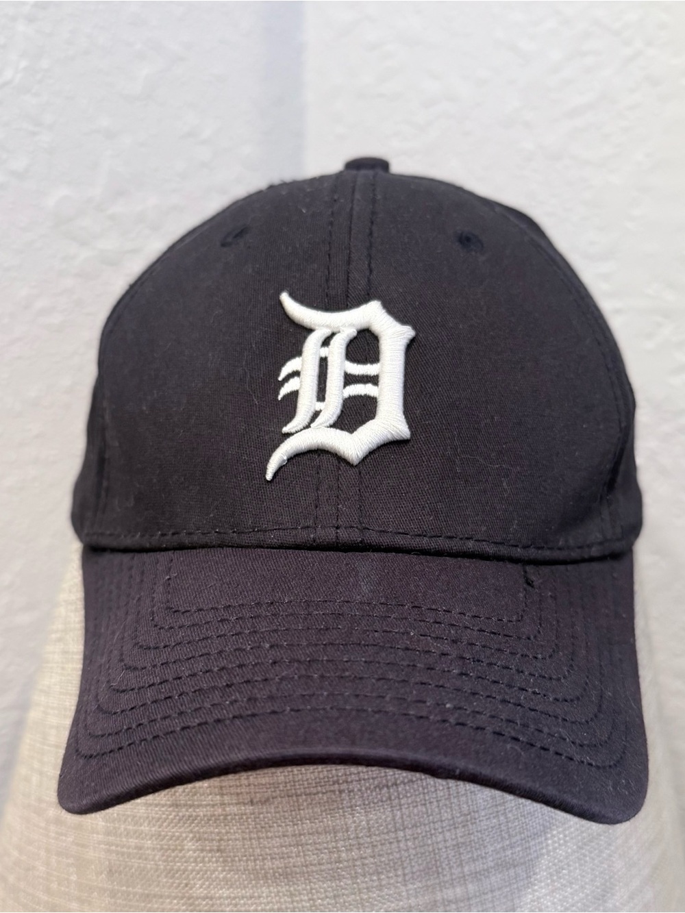 Detroit Tigers Baseball Cap with 'D' Logo